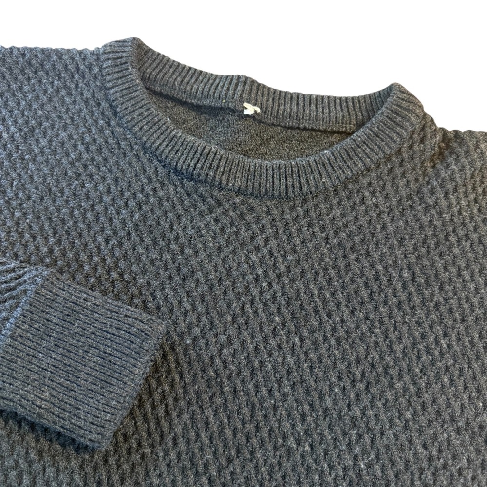 Lululemon Gray Waffle Knit Crewneck Sweater Thumbholes Charcoal Womens Large